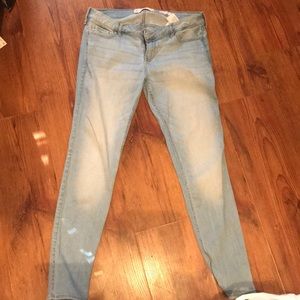 light blue skinny jeans